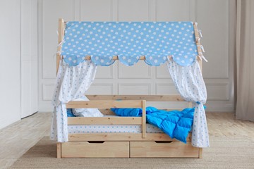 Кровать детская Домик с ящиками, без покраски в Радужном